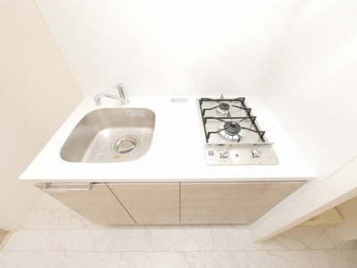 【キッチン】 | プレサンス難波クチュール  | コンパクトなキッチンで掃除もラクラク