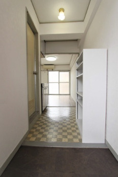 パステルクボ16の玄関