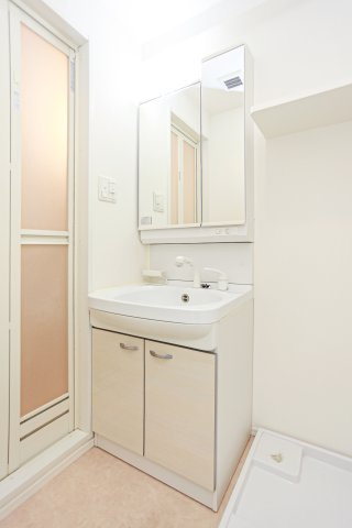 アルファシオ リエンソ　7階の洗面所|別号室のものです。現状優先になります。