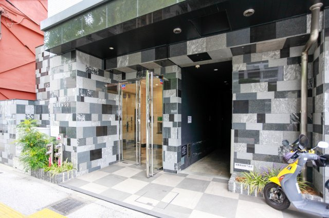 アルファシオ リエンソ　7階のエントランス