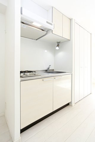 アルファシオ リエンソ　7階のキッチン|別号室のものです。現状優先になります。