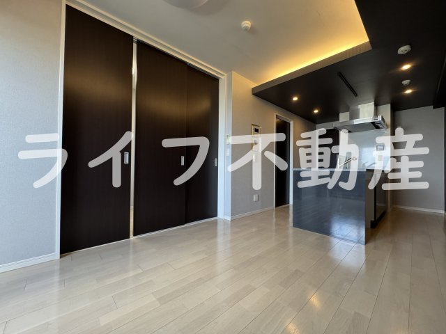 プレミアム菱屋西の内装|きれいな内装です