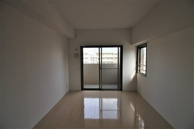 【居間・リビング】 | 仲介手数料０円！HPには初期費用掲載！「プライスホーム」で検索！レジデンス千早スクエア