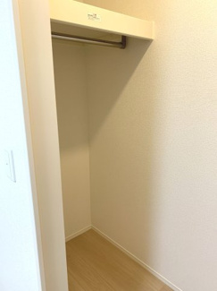 【その他】 | D-residence・K沖野上 | 洋室5.3帖のクローゼット