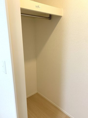 【その他】 | D-residence・K沖野上 | 洋室5.3帖のクローゼット