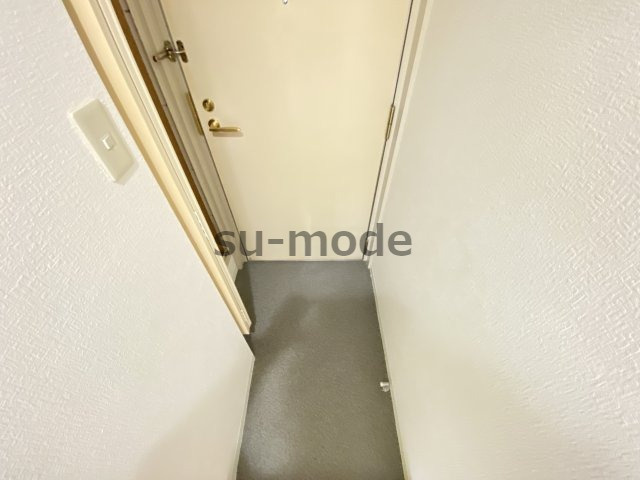 サンフォレスト新中条の玄関