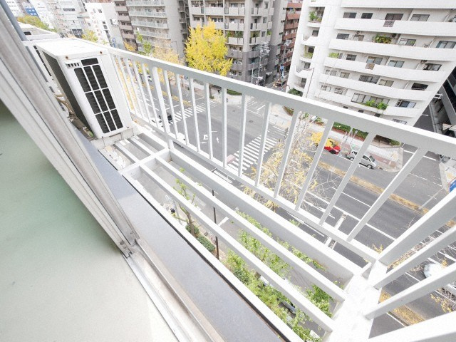 大阪市西区南堀江１丁目の賃貸マンションのバルコニー