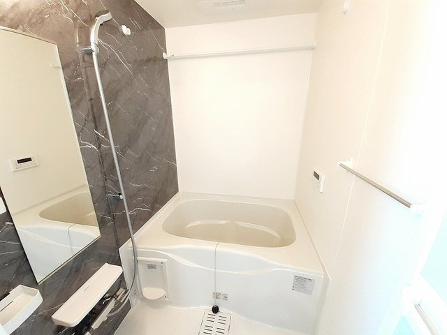 メゾン　ド　フランⅡ　Ｂの浴室