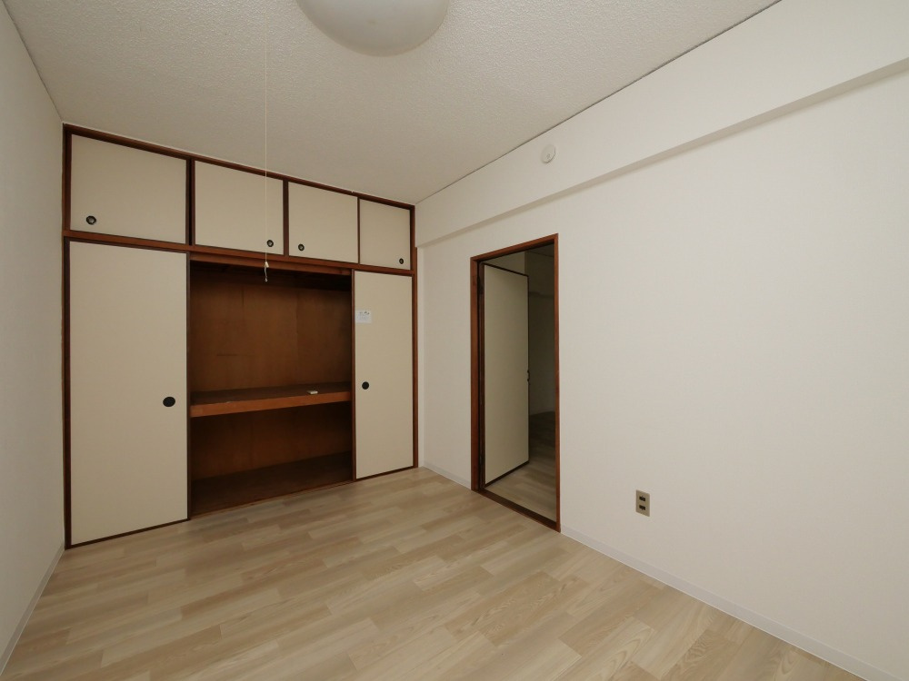 メゾンドール日本橋の洋室