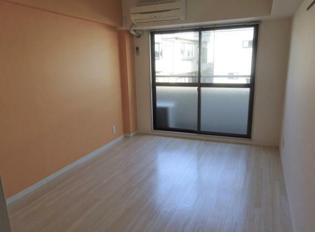 堀江新井マンションの居間・リビング|他部屋参考写真