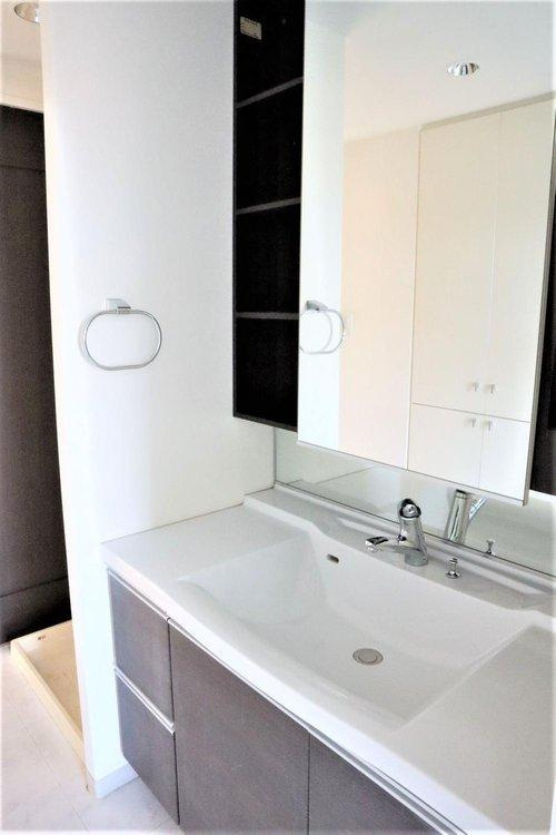 アルファステイツ住吉Ⅱの洗面所