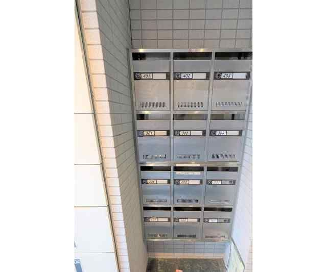 ダイヤモンドレジデンス松が谷のその他共用部分|メールボックス