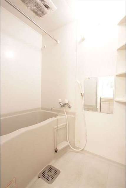 ヴェルト亀戸の浴室