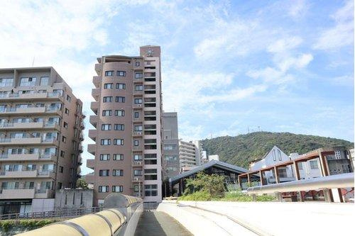 アンヴィル東船場の外観|新町川ボードウォーク沿いのマンションです