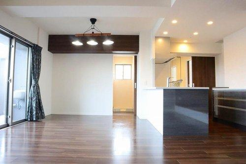 アルファステイツ佐古一番町の居間・リビング