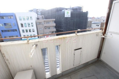 【バルコニー】 | シティパレス薬大前