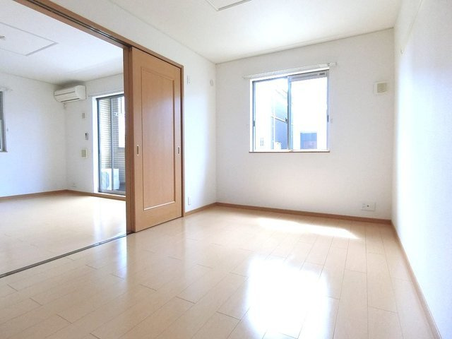 コートデイジーＢの内装