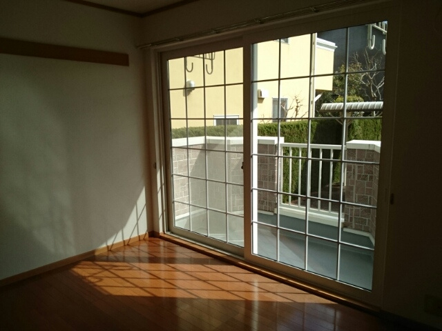 ジョイタカハシⅩⅡの洋室