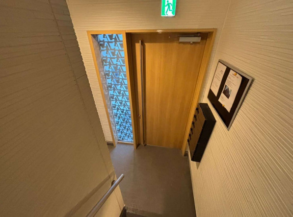 RIZEST MK柏のエントランス|毎日通るエントランスはこのようになっています