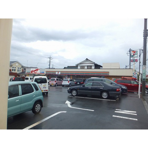 ヒルコート万騎が原の周辺|コンビニ「セブン-イレブンまで354ｍ」セブン-イレブン