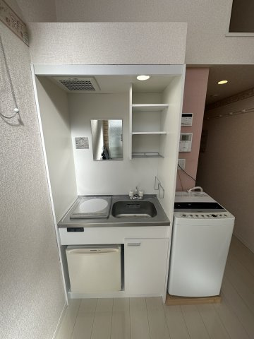 ユナイト能見台ハリマオのキッチン|コンパクトなキッチンで掃除もラクラク