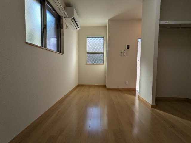 ドマーニ鶴見の居間・リビング|ゆったりとしたリビングです