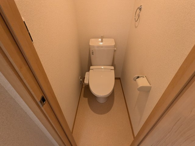 ドマーニ鶴見のトイレ|落ち着いたトイレです