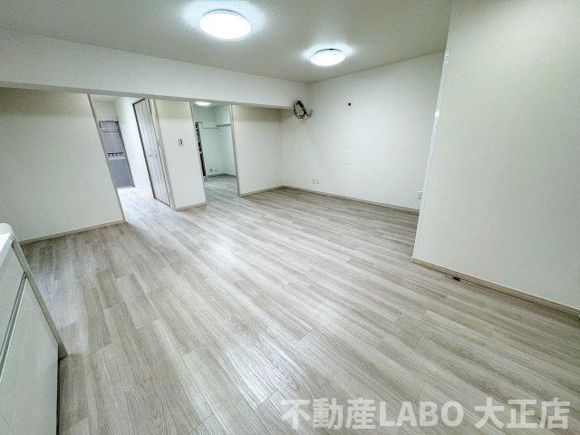 シャトールポートの居間・リビング