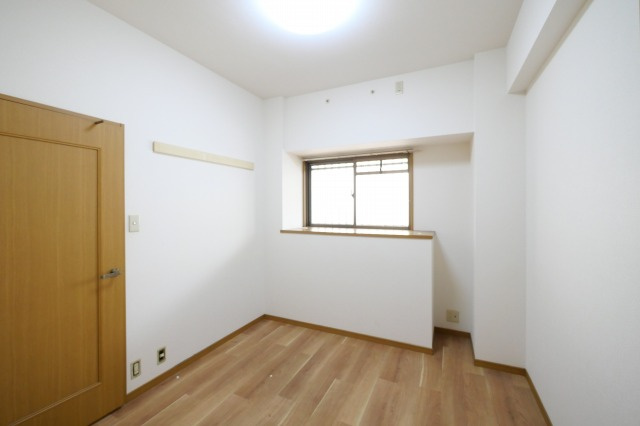 サウスサイドなにわ筋の洋室