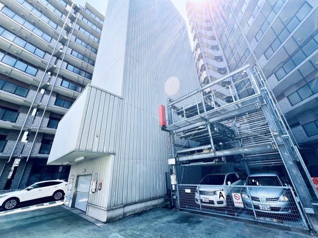 ライオンズステージ大島ウエストアクエアの駐車場