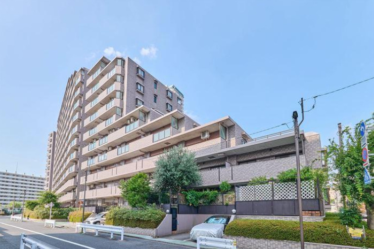 ライオンズステージ大島ウエストアクエアの外観