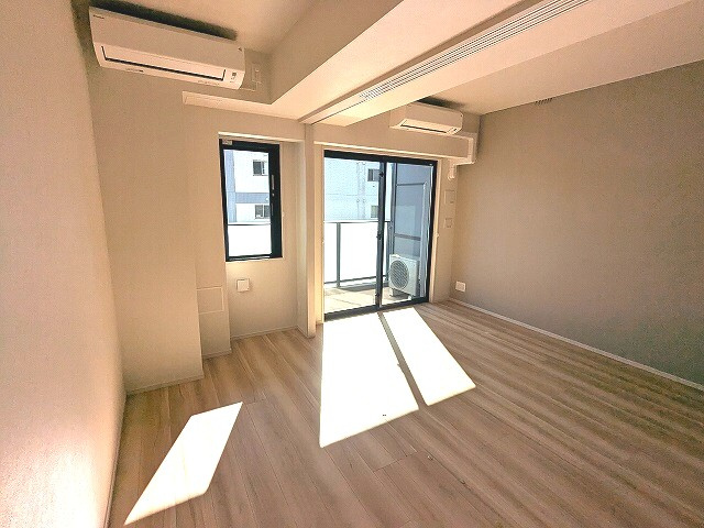 LEFOND PROGRES秋葉原マークスのその他共用部分|洋室、南向き日当り良好、エアコン・ウォークインクローゼット