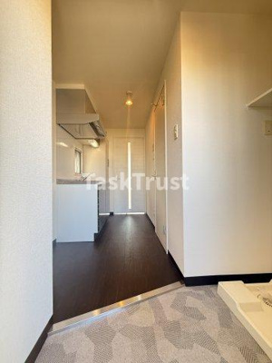 【玄関】 | ラ・フォーレ野江内代Ⅱ