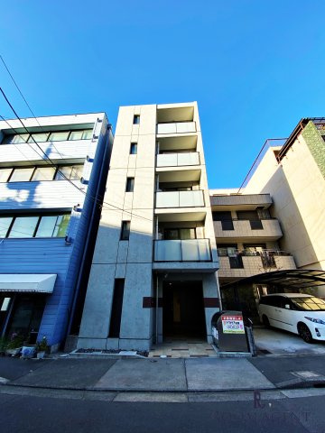 ディオール名駅