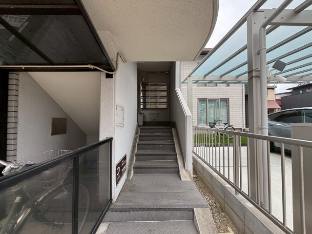 カーサニイミ｜名古屋市の賃貸ならMy賃貸のエントランス|カーサニイミ