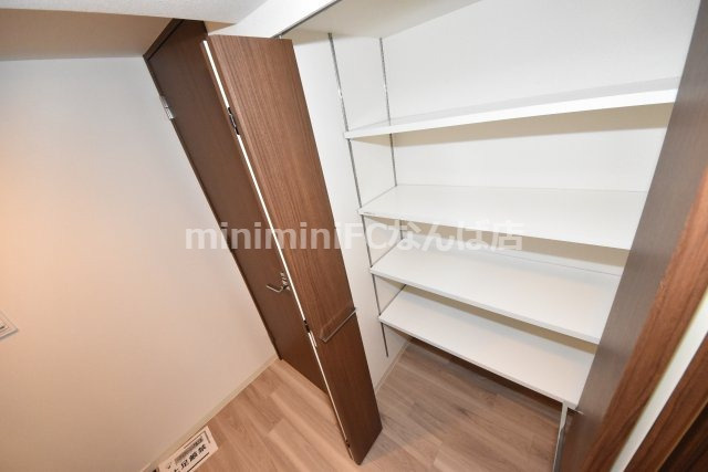 プレサンス阿波座駅前