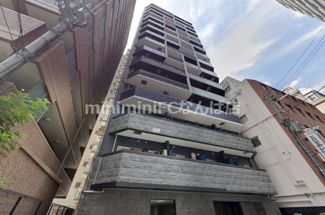 プレサンス阿波座駅前