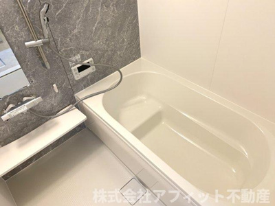 【浴室】 | オアシス木之庄 | 追い焚き機能付き