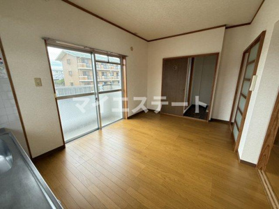 【居間・リビング】 | メイワハイツⅡ