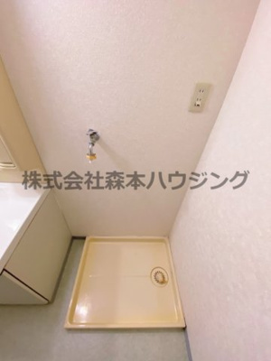 【設備】 | 　グランドヴィラ香里 | 室内洗濯機置き場です