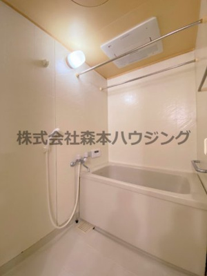 【浴室】 | 　グランドヴィラ香里 | お風呂で日々の疲れを落としましょう