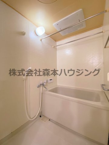 【浴室】 | 　グランドヴィラ香里 | お風呂で日々の疲れを落としましょう