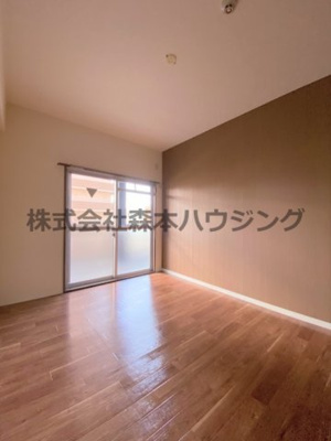 【洋室】 | 　グランドヴィラ香里 | きれいな洋室です