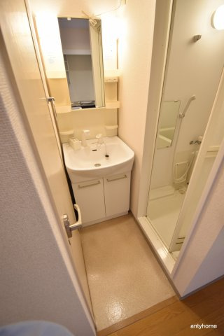 プルミエールメゾン江坂　仲介手数料無料の洗面所