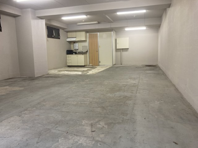 【内装】 | 新宿御苑前駅6分 藤和ハイタウン 1階 18坪 事務所仕様