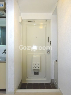 【玄関】 | 江坂はなヴィラ | 玄関です