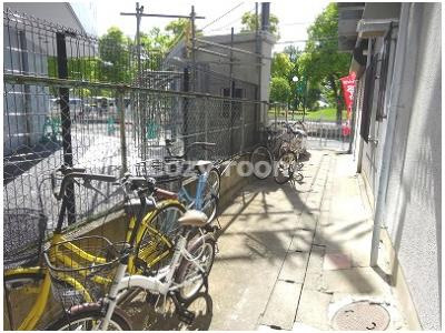 【その他共用部分】 | 江坂はなヴィラ | 自転車置き場