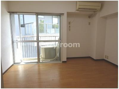 【洋室】 | 江坂はなヴィラ | 洋室６帖です（現況と異なる場合は、現況を優先します。）