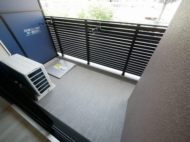 S-RESIDENCE日本橋Qualierのバルコニー