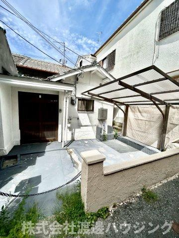 東大阪市吉田１丁目のテラスの駐車場